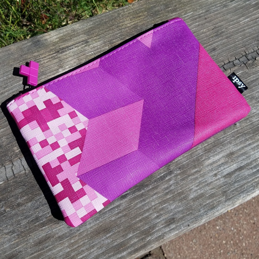 🚫SOLD🚫TETRIS x Ipsy Makeup Bag - Picture 3 of 7